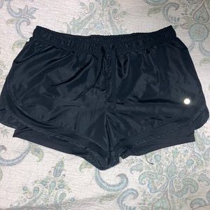 Ladies sz L lined shorts